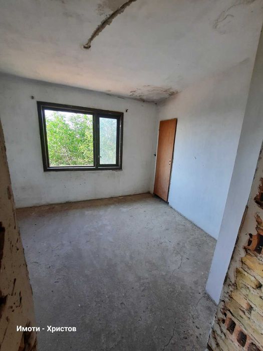 Продава се Къща в с. Златна нива, Област Шумен - 122 кв.м за 285 €/кв.м - Снимка #7