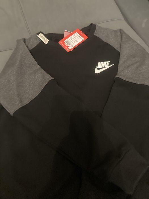 Кофты найки серая и черная