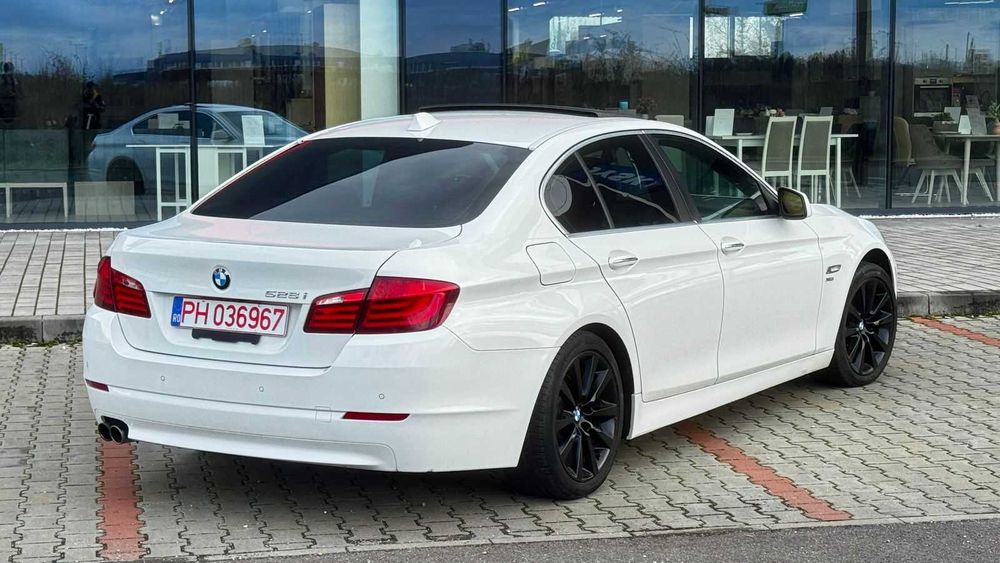 BMW 528i, xdrive (4*4 ),proprietar, standard de siguranta American