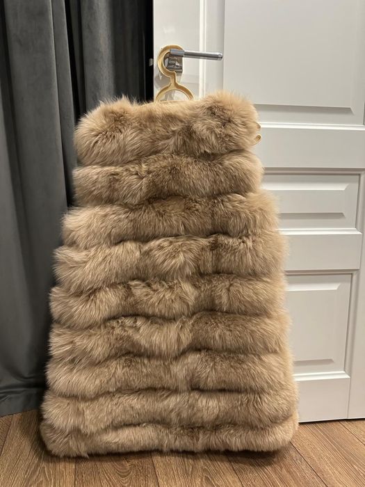 Продам меховой жилет