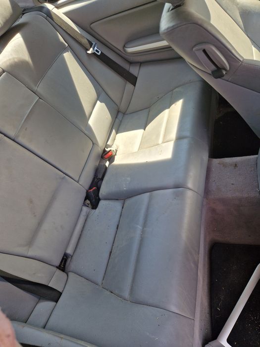 Dezmembrez bmw e46 coupe 318ci 320ci motor n42b20a interior piele recaro m jante r18 triple led punte grup cutie cardan volan bara faruri usa piese