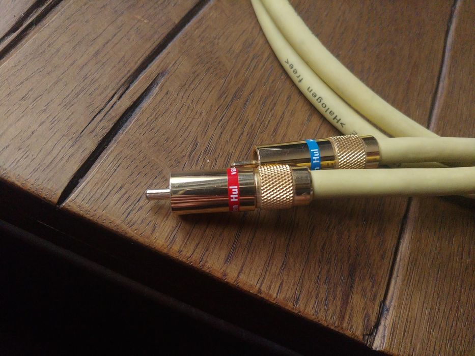 Vând Cablu Interconect Van Den Hul The First Ultimate – 1m RCA