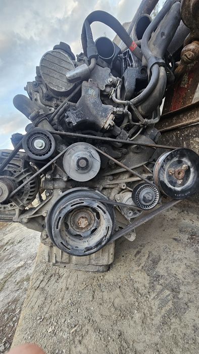 Vând  motor Mercedes Benz sprinter