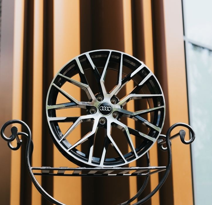 Jante 18 Audi R18 Y