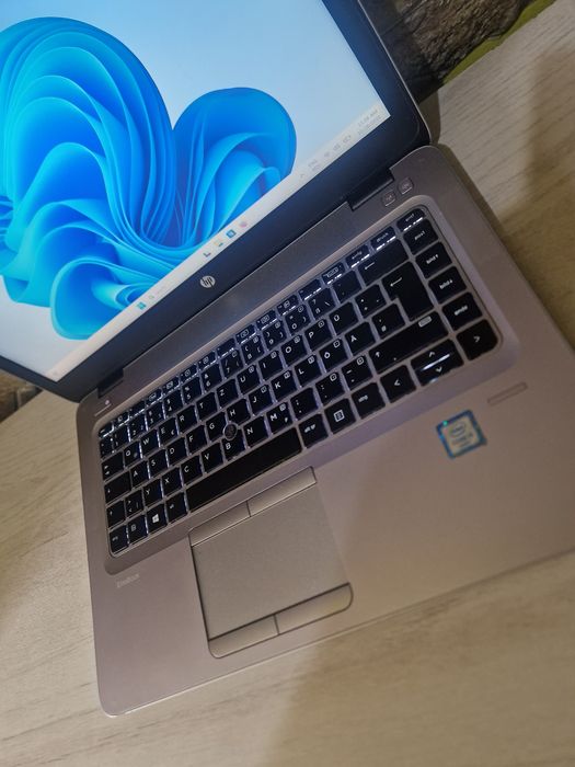 Vand laptop HP i5 gen 6