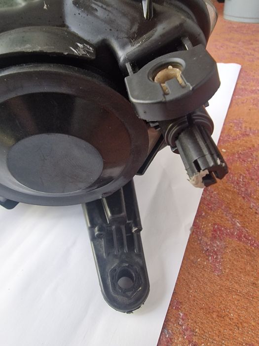 Фар за Шкода Рапид Ляв и Десен