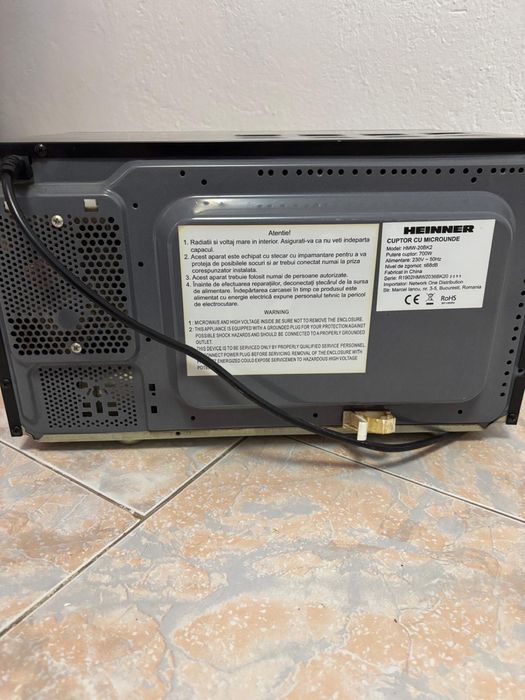 Aparat cu microunde utilizat in stare Buna