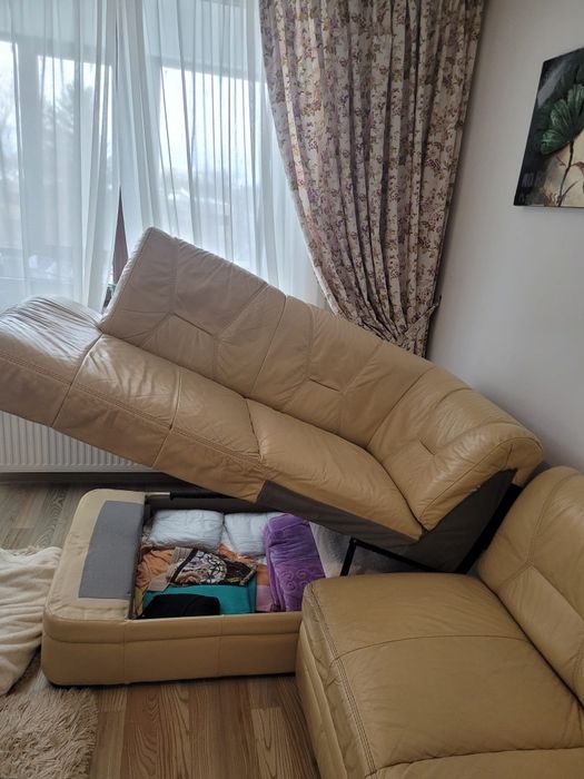 Vand colțar din piele naturala