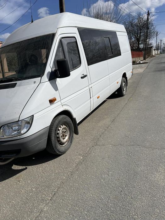 Mercedes sprinter