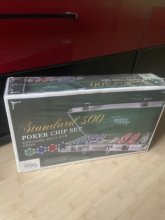 Trusa de poker, 300 jetoane