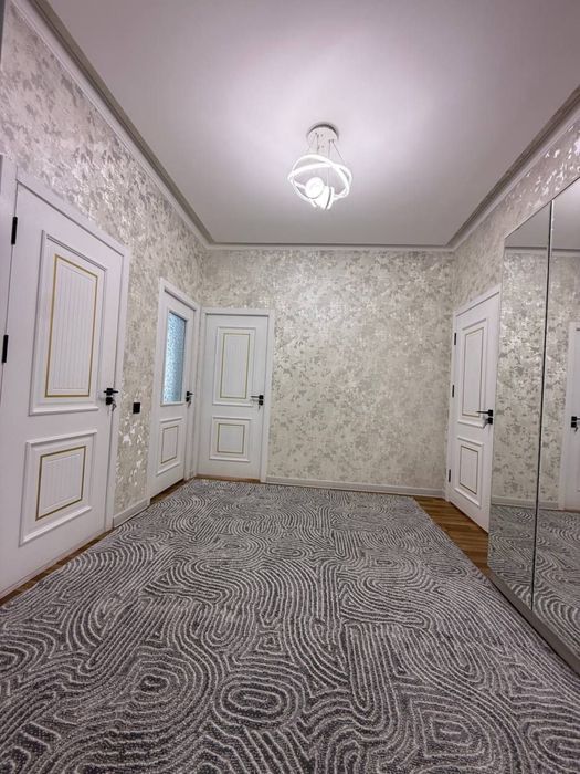 Uchtepa tumanidan 2 xonali navastroyka sotiladi