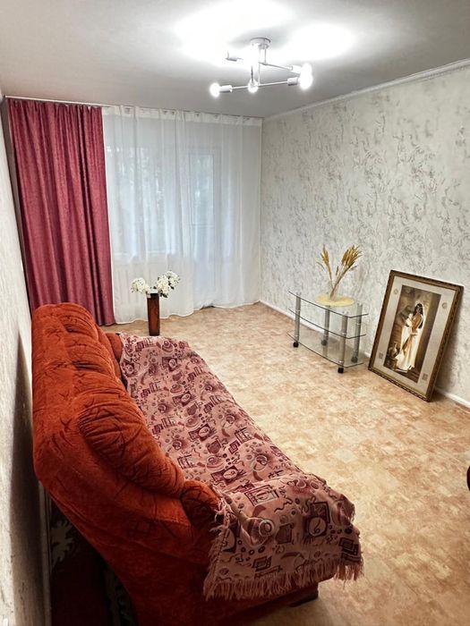 Продам квартиру в Пришахтинске