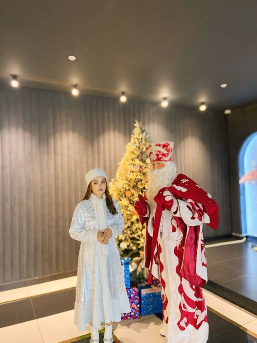 Дедмороз и Снегурочка