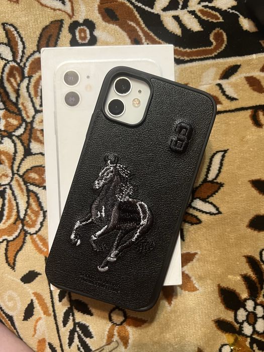 Продам IPhone 11