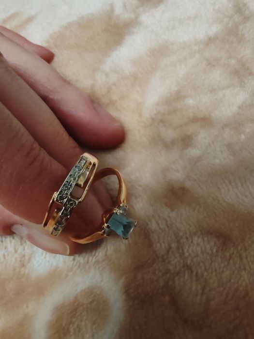 Золотые кольца. Размер 17,5-18.