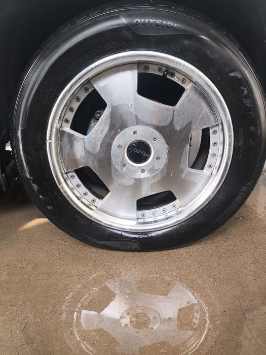 Продам диски с резиной.