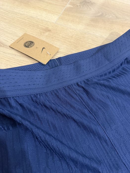 Pantaloni scurti fotbal Nike PSG Paris Saint Germain noi marime M nr 14 Desire Doue