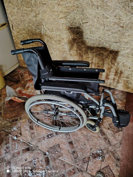 Каляска инвалидная