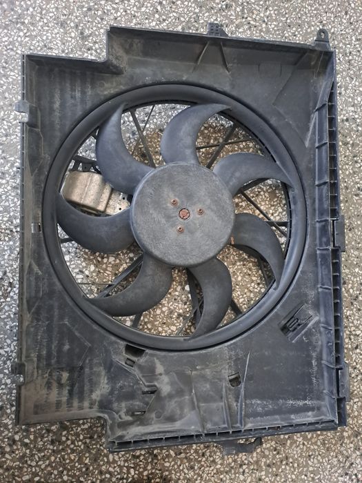 Перка охлаждаща БМВ е90/е91