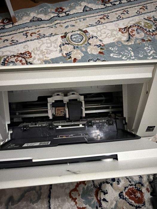 Продам принтер HP