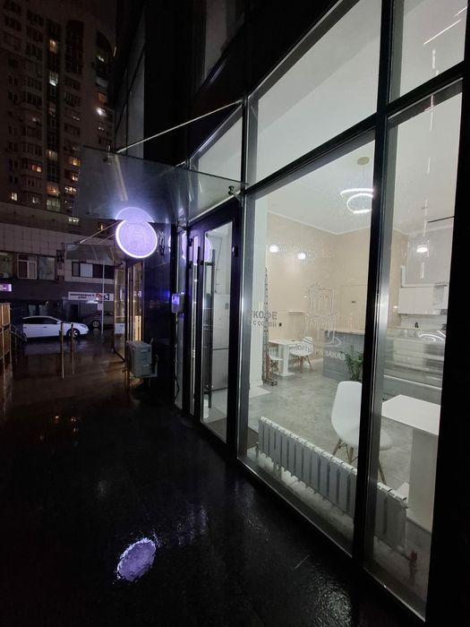 Сдам в аренду коммерческое помещение