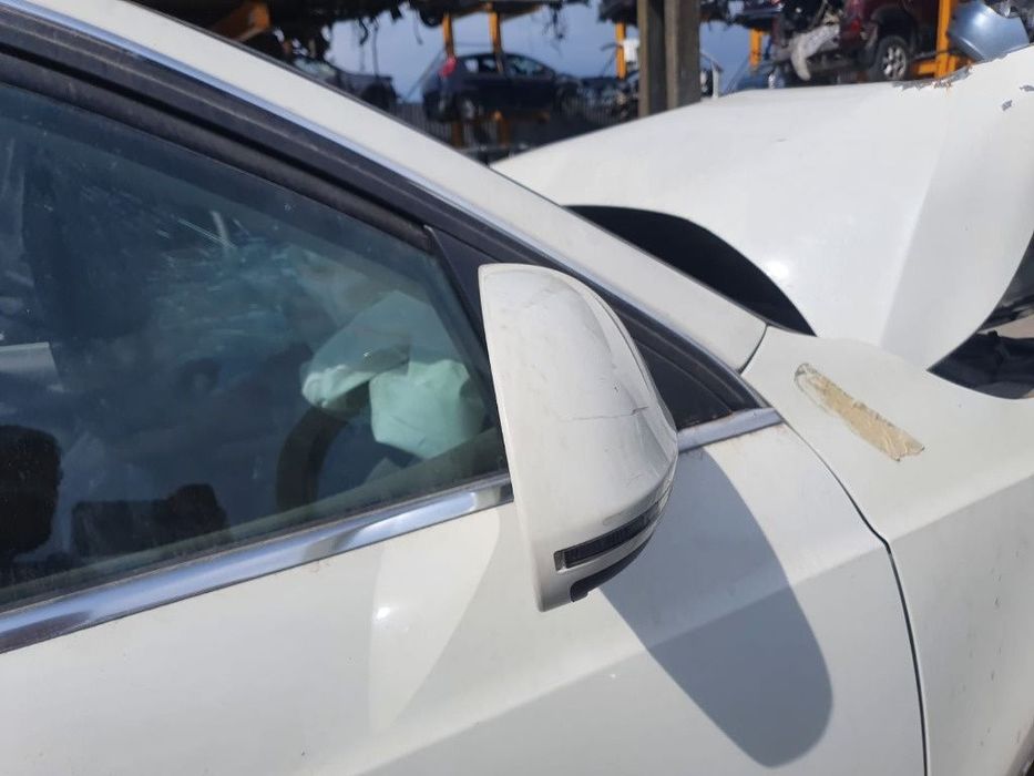 Dezmembrez Audi q3 4x4 motor 2.0tdi 177cp CFGC cutie de viteze automata usa portiera stanga dreapta fata spate etrier fuzeta planetara dezmembrări a4 b8 a5 q7