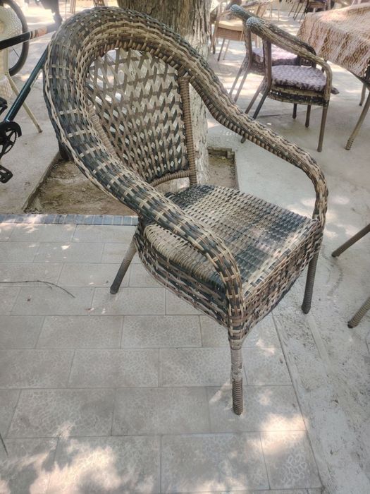 Rotan stul sotiladi donasi 350mindan