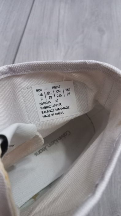 Tenesi Albi Calvin Klein Marimea 39