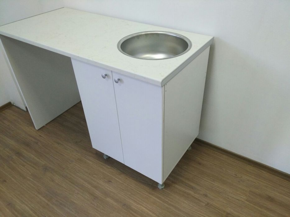 Нов Кухненска шкаф мивка с място за пералня Кухни по поръчка