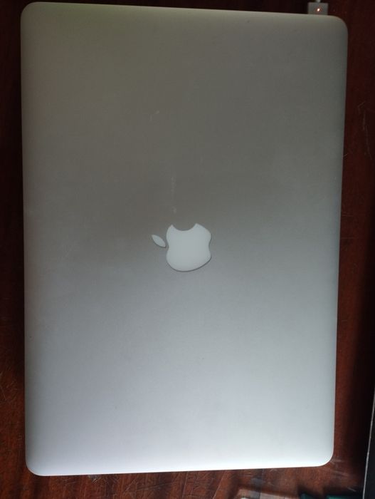 Apple MacBook Pro MC976LL/A