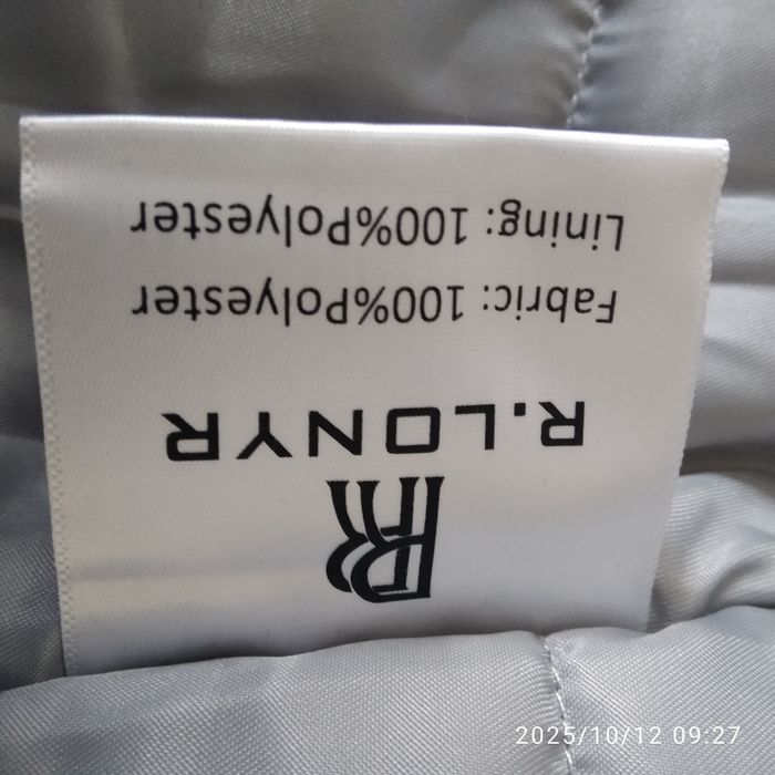 Продам куртку женскую