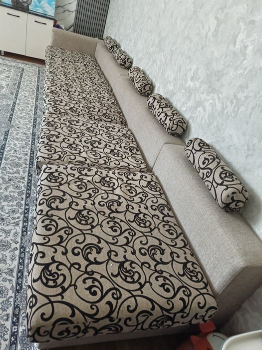 Диван продам срочно