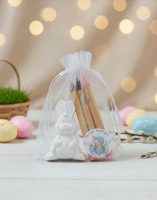 Ръчно изработена великденска декорация - гипсово зайче за оцветяване