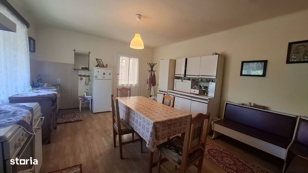 Casă cu 3 camere