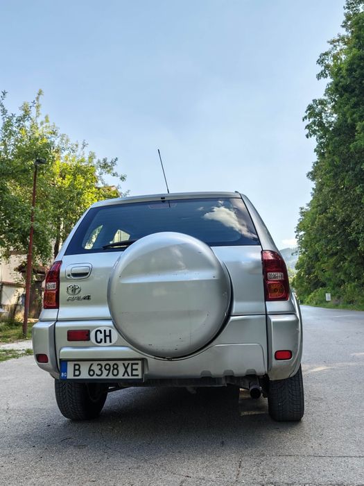 Toyota RAV 4 - 2.0 бензин
