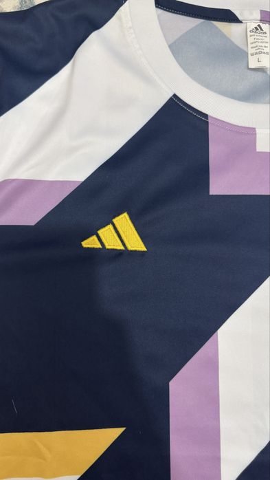 Футболка adidas L