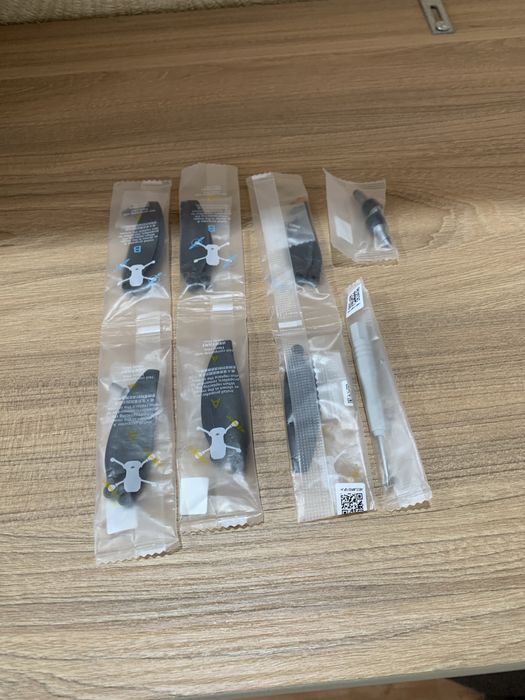 Дрон квадрокоптер DJI mini 2 Fly more combo