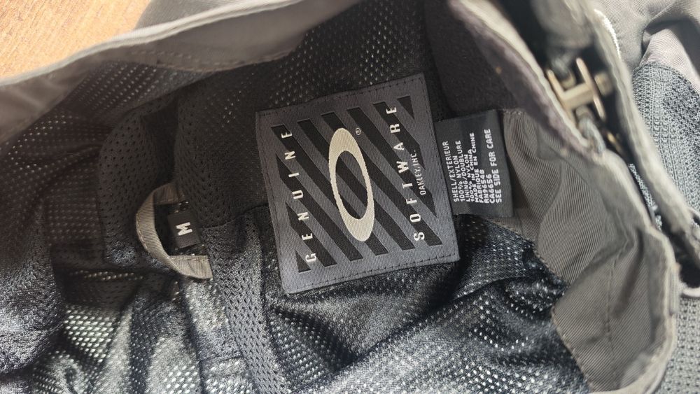 Ски Сноуборд яке OAKLEY