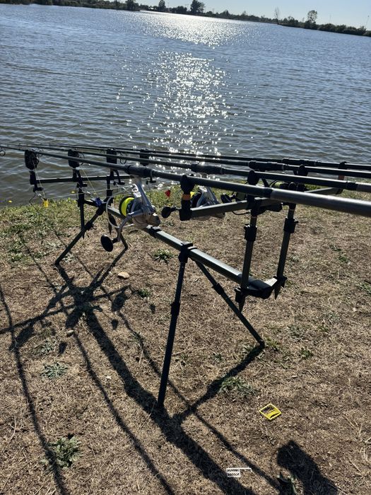 Vand set complet de pescuit