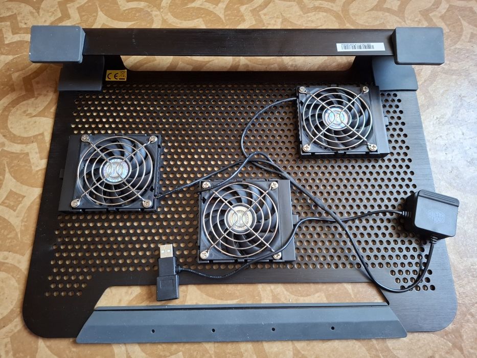 Охладител/стойка за лаптоп Cooler Master