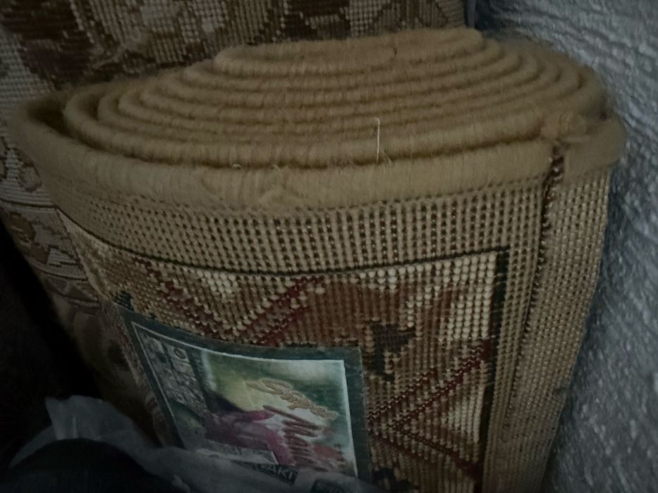 продам ковер     .