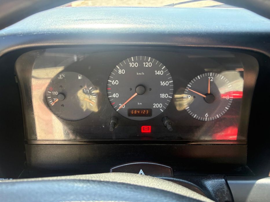 Volkswagen LT 35 2.5 TDI – 2006 – Lung și Înalt – 3.5T