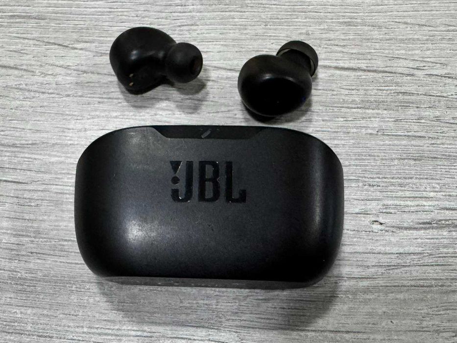 Безжични слушалки JBL Wave Buds