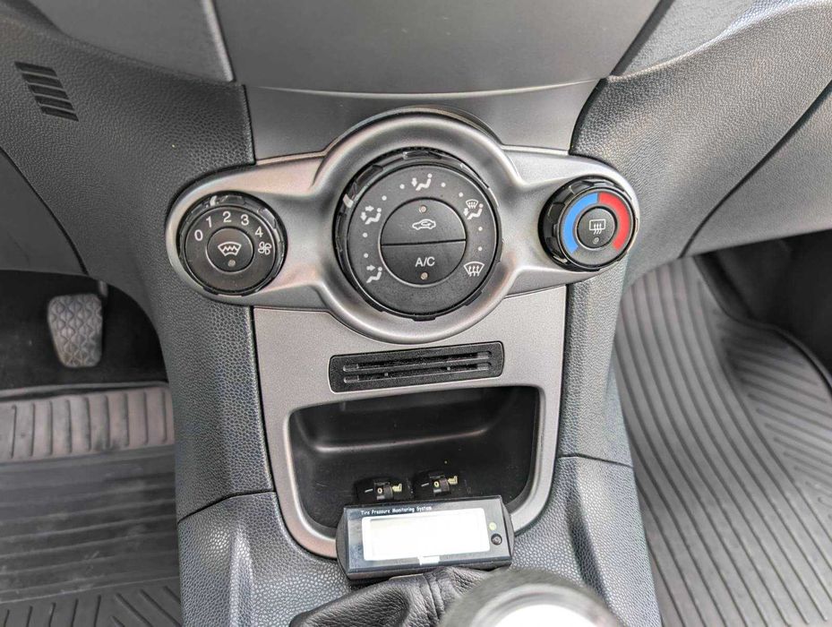 Vand Ford Fiesta