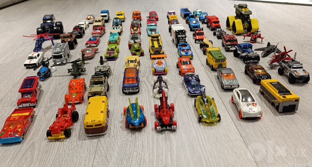 Машинки Hot Wheels