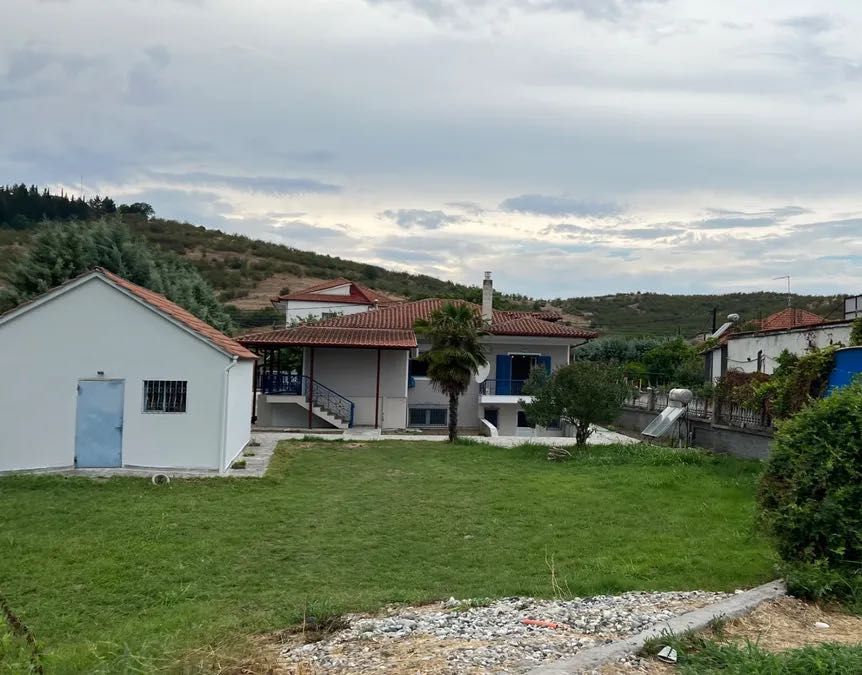 Уютна къща в село Ксифиани, Гърция  – тишина и природа