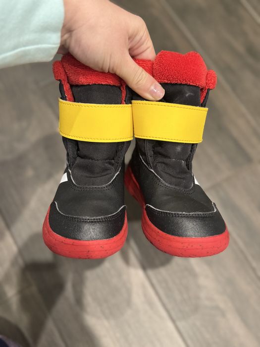 Зимни детски ботуши adidas