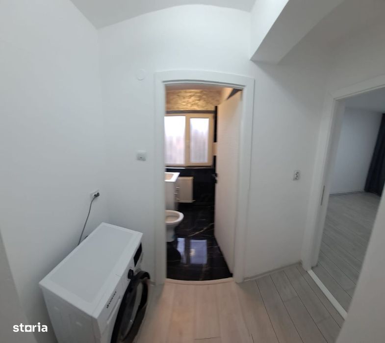 Apartament cu 3 camere , renovat complet