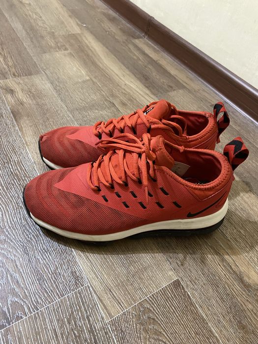 Мужские кроссовки, батинки