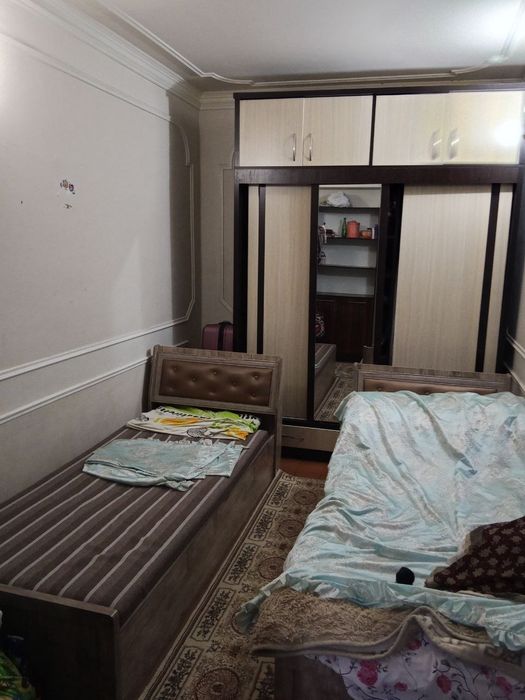 Дархон, 3 хонали уй, кирпич, 3 этаж, лифт бор, хозяйкали